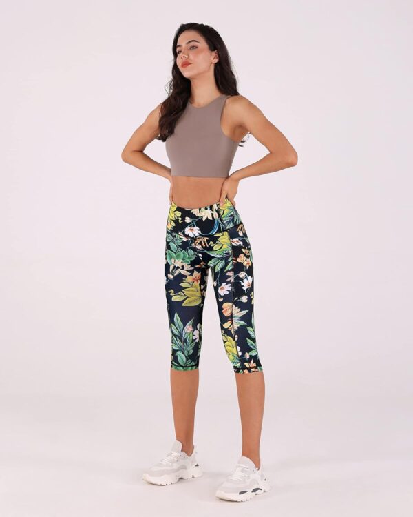 ODODOS Women's High Waisted Yoga Capris with Pockets, Tummy Control Non See Through Workout Athletic Running Capri Leggings