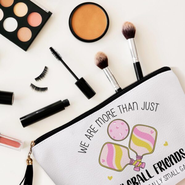 Pickleball Gifts for Women Makeup Bag, Gifts for Pickleball Lovers, Funny Pickleball Accessories Gifts for Women Sisters Besties Daughter Waterproof PU Leather Pickleball Cosmetic Bag