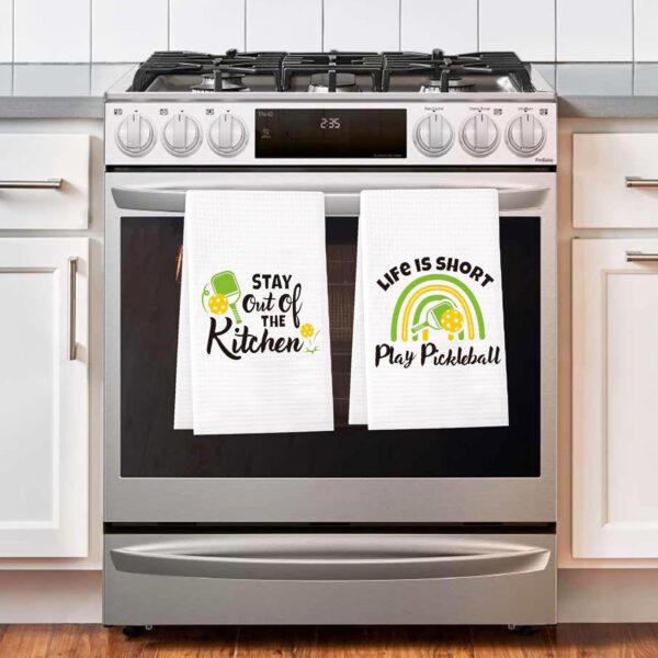 Vansolinne Pickleball Gift Christmas Pickle Ball Gift Kitchen Towels Set of 4 Dish Towels White Kitchen Hand Towels Kit Novelty Gifts for Sports Player Coach Teacher Dad Mom