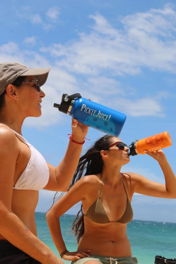 Maui Pickleball Co.™ Pickleball Water Bottle 32oz Best Pickleball Accessories Insulated Stainless Steel Water Bottle Funny PickleBall Gift Pickleball Accessories Unique Sip/Straw Lid