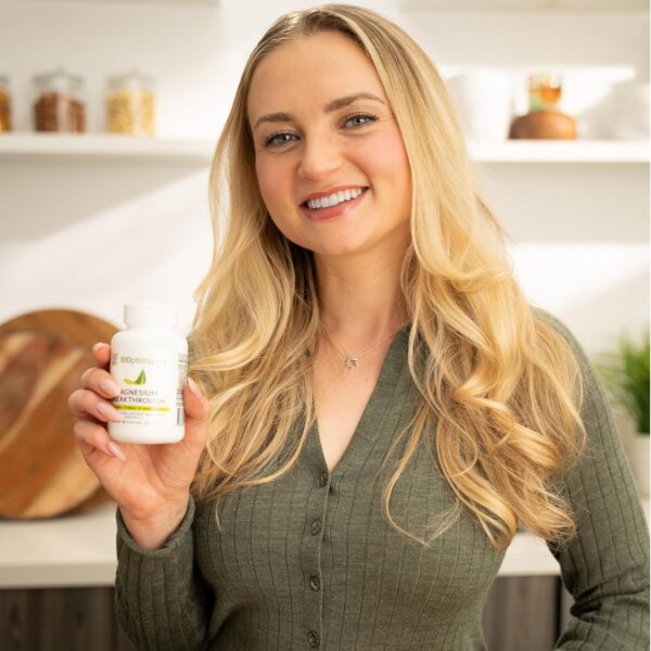 BIOptimizers Magnesium Breakthrough Supplement 4.0-7 Forms of Mg: Glycinate, Malate, Citrate, and More - Natural Support for Sleep and Cognitive Function - 30 Capsules- Calming Vitamins Complex