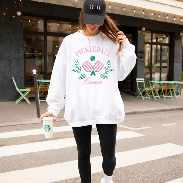 Olive Loves Apple Pickleball Queen Sweatshirt for Women and Teens Cozy Pickleball-Inspired Pullover