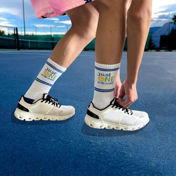 Pickleball Socks for Men Women, Performance Athletic Mid Calf Sock, Gifts for Pickleball Lovers One Size 7-13