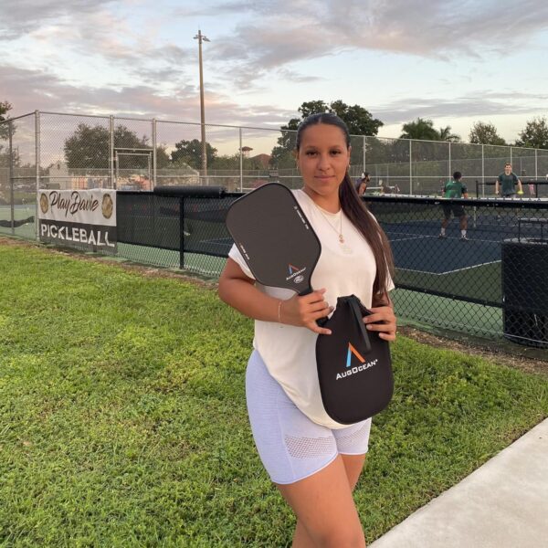 Pickleball Paddles,2025 Carbon Fiber Pickleball Paddle,3K Raw Carbon Fiber Surface with High Grit and Spin,T700SC Racket with High Level of Power Control & Balance,USAPA Approved